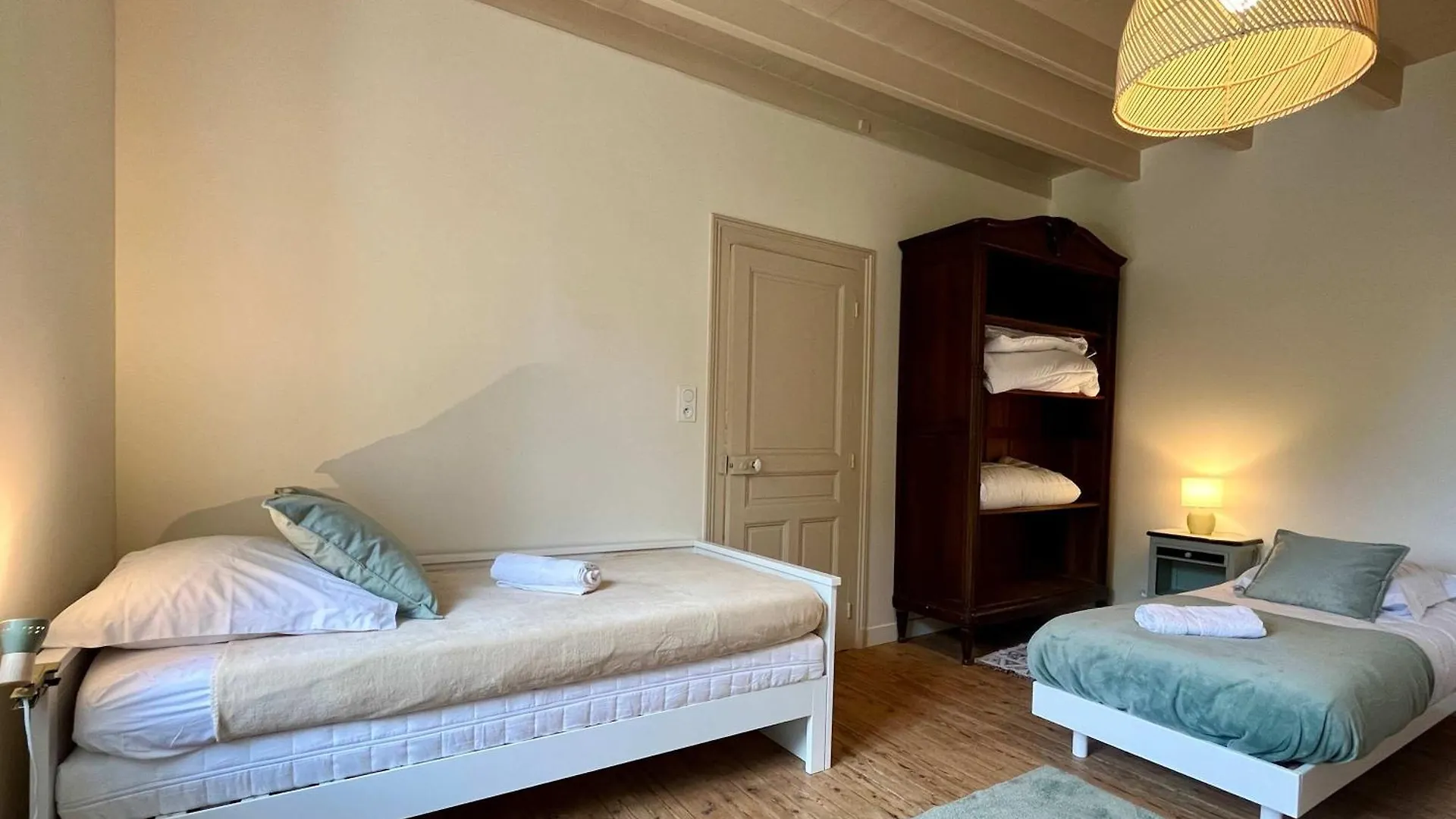 Feriehus Le Clos Du Haut Gallion An Authentic Haven Of Peace Saint-Cyr