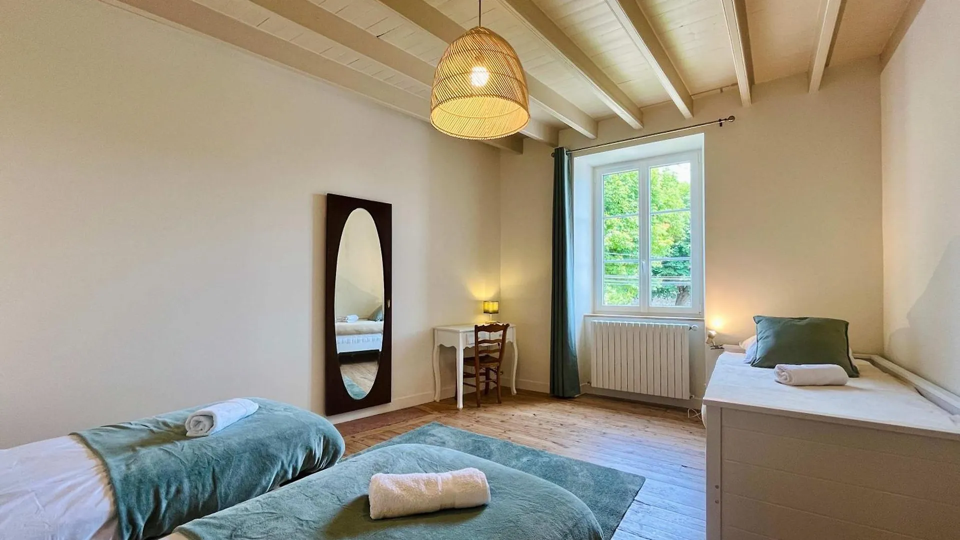 Le Clos Du Haut Gallion An Authentic Haven Of Peace Saint-Cyr  Feriehus
